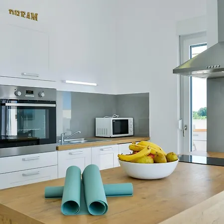 Daire Crowonder Luxury Marijana Privlaka (Zadar)