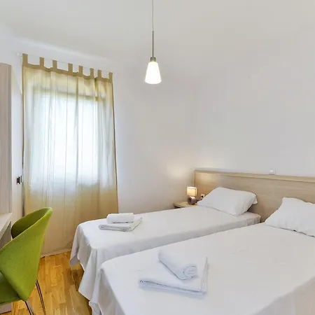 Crowonder Luxury Marijana Privlaka (Zadar)