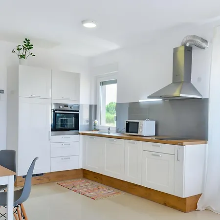 Apartment Crowonder Luxury Marijana Privlaka (Zadar)