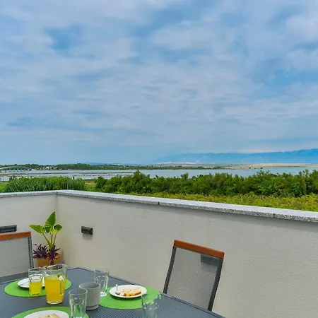Apartament Crowonder Luxury Marijana